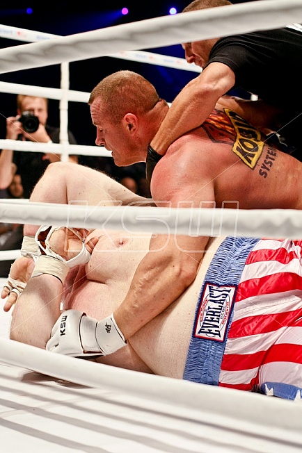 Mariusz Pudzianowski vs Eric Esch