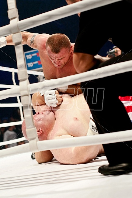 Mariusz Pudzianowski vs Eric Esch