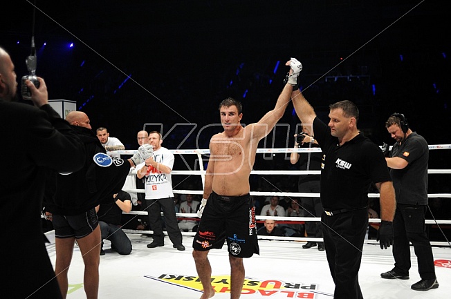 Krzysztof Kulak vs Daniel Dowda