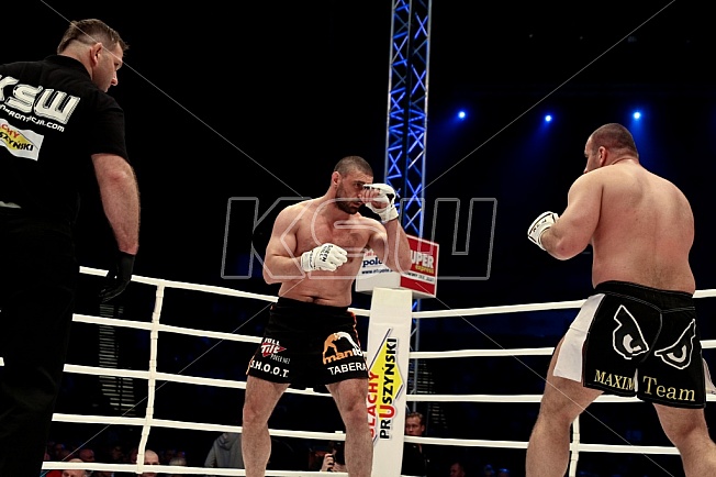 Daniel Tabera vs Grigor Aschugbabjan