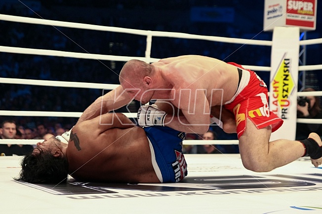 David Oliva vs Konstantin Gluhov