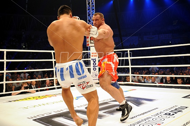 Mariusz Pudzianowski vs Yusuke Kawaguchi