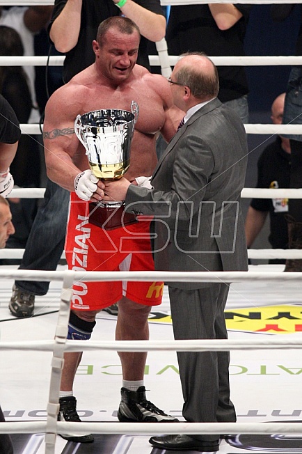 Mariusz Pudzianowski vs Yusuke Kawaguchi