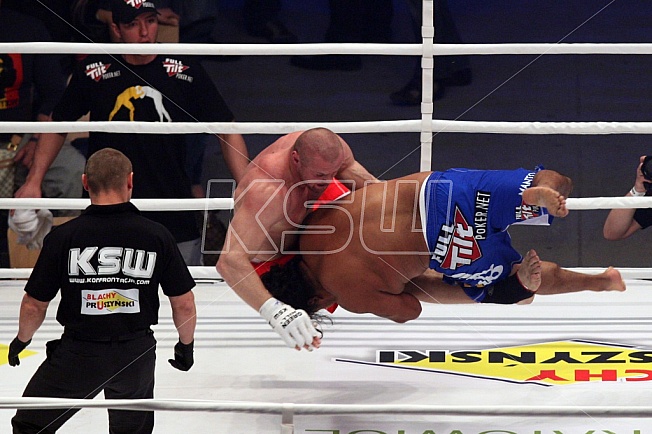 David Oliva vs Konstantin Gluhov