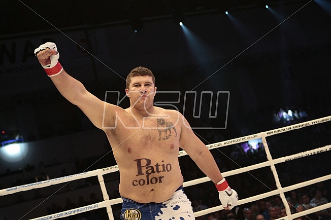 Kamil Waluś vs Christos Piliafas