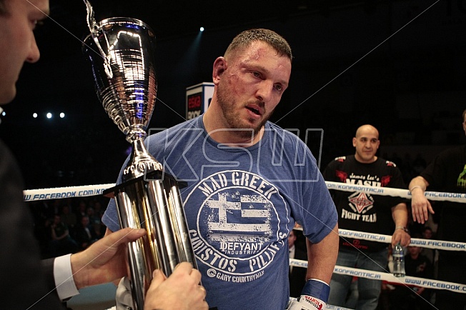 Kamil Waluś vs Christos Piliafas