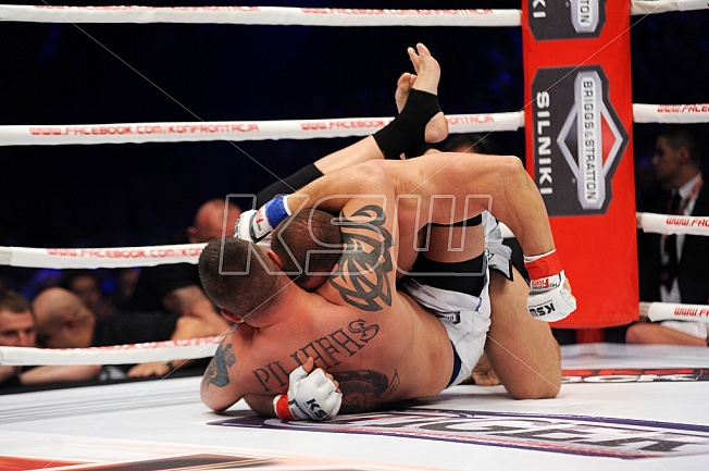 MARIUSZ PUDZIANOWSKI VS CHRISTOS PILIAFAS KSW 20