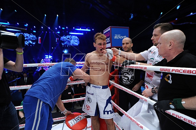 Piotr Strus vs Aziz Karaoglu