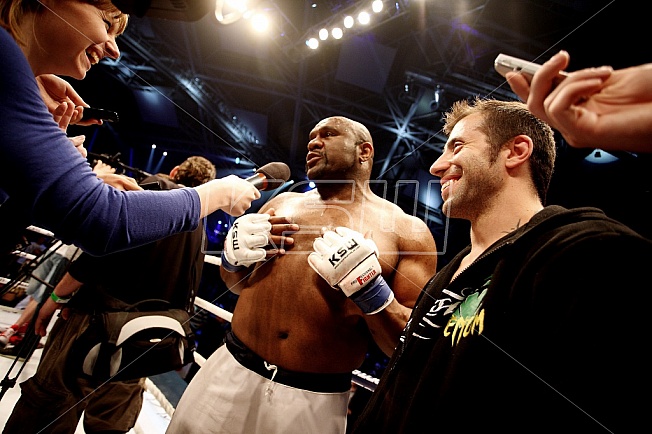 Mariusz Pudzianowski vs Bob Sapp