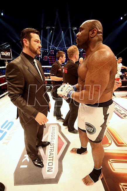 Mariusz Pudzianowski vs Bob Sapp