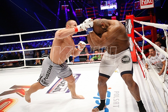 Mariusz Pudzianowski vs Bob Sapp