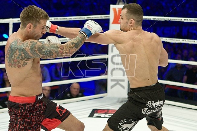 Curt Warburton vs Artur Sowinski