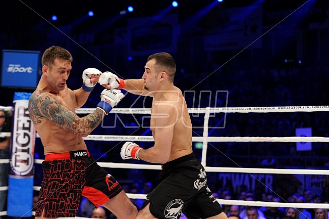 Curt Warburton vs Artur Sowinski