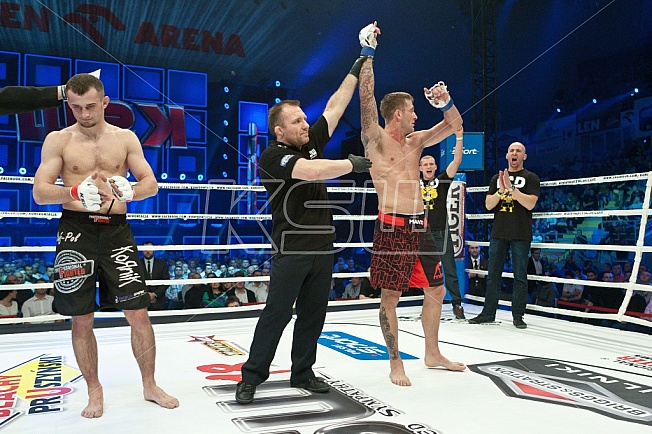Curt Warburton vs Artur Sowinski