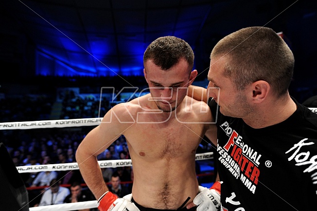 Curt Warburton vs Artur Sowinski