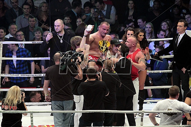 Mariusz Pudzianowski vs James Thompson II