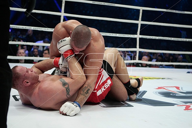 Mariusz Pudzianowski vs James Thompson