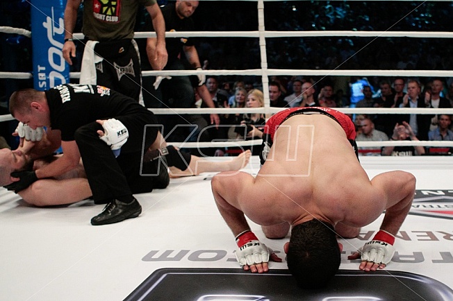 Mamed Khalidov vs Matt Lindland