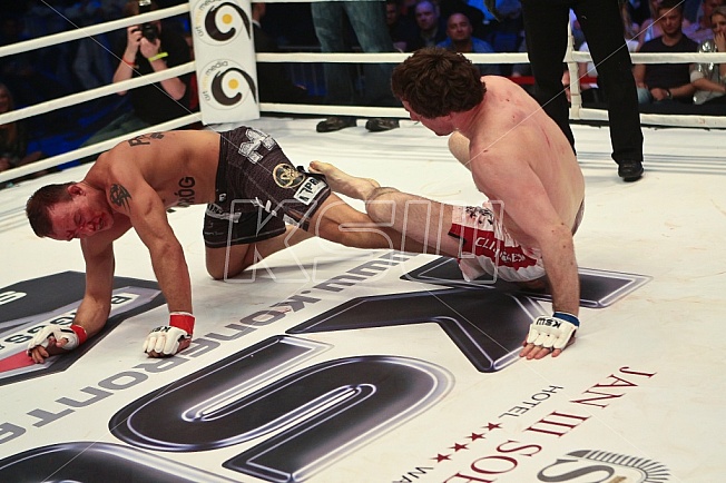 James Zikic vs Antoni Chmielewski