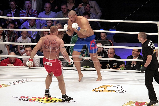 Mariusz Pudzianowski vs James Thompson